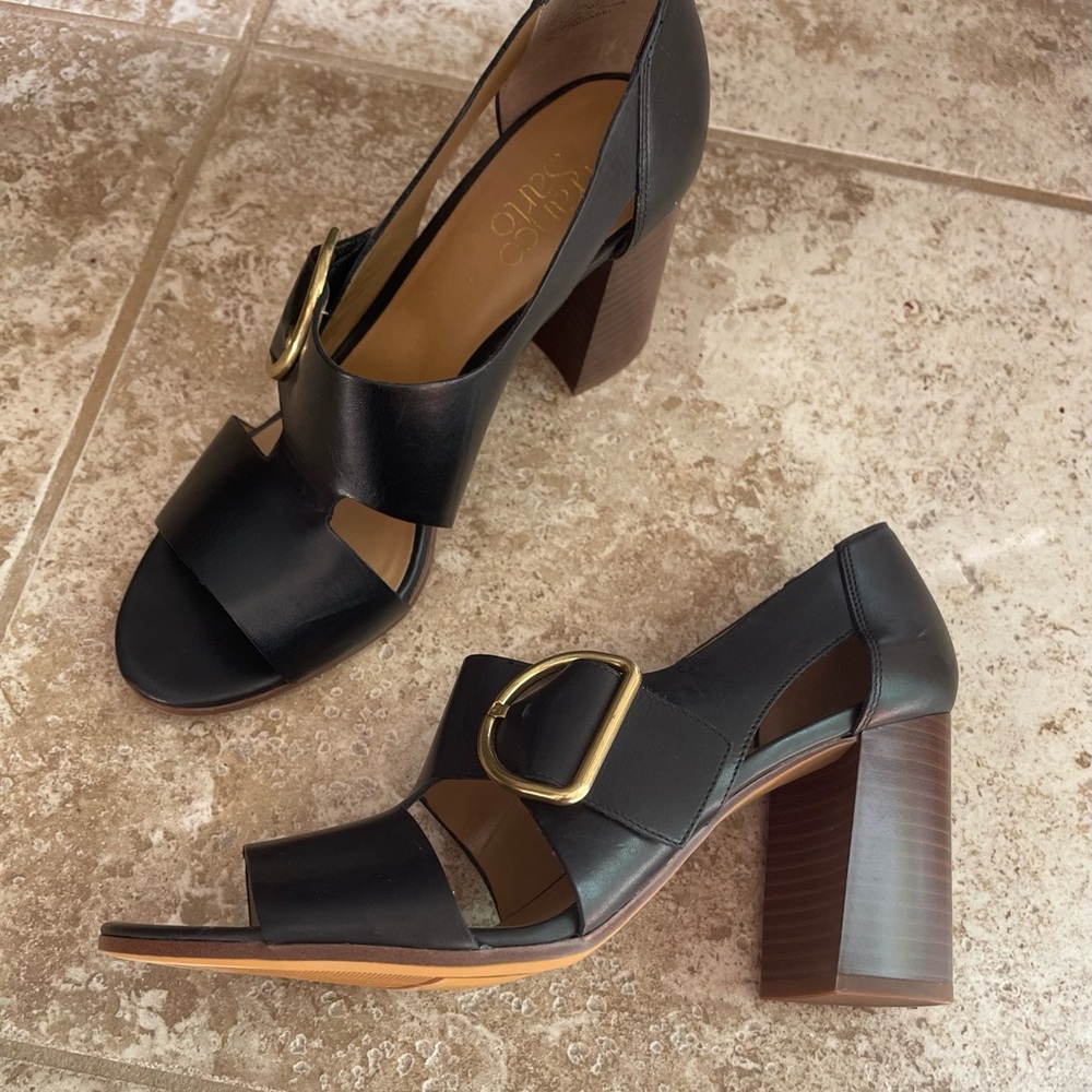 Franco Sarto Mirabel Black Leather Heels Gold Buckle 9 EUC